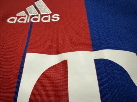 KOSZULKA Bayern Monachium (Niemcy) 2014/15 home #3 Alonso Adidas M