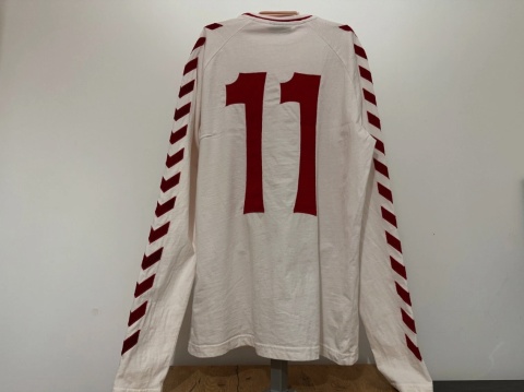 KOSZULKA Dania (reprezentacja) retro #11 Hummel M long