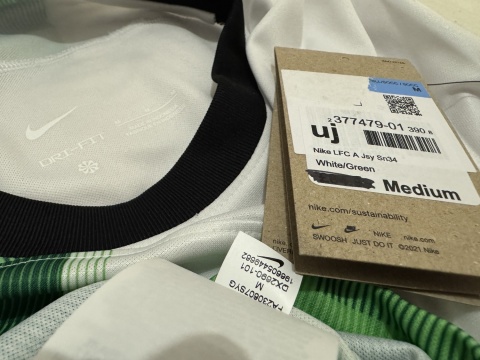 KOSZULKA FC Liverpool (Anglia) 2023/24 away Nike M NOWA