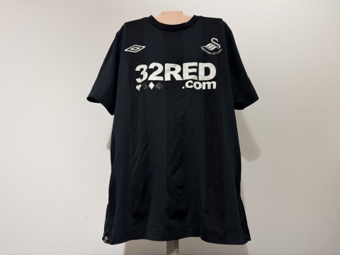 KOSZULKA Swansea City (Anglia) 2010/11 away Umbro S