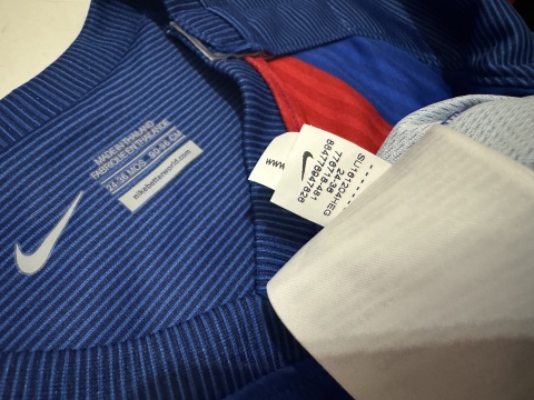 KOSZULKA FC Barcelona (Hiszpania) 2016/17 home Nike 90