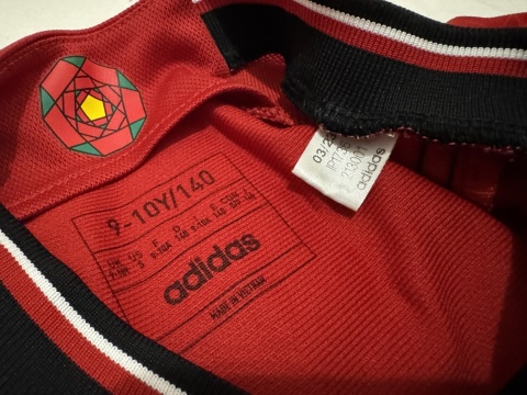 KOSZULKA Manchester United (Anglia) 2023/24 home Adidas 140